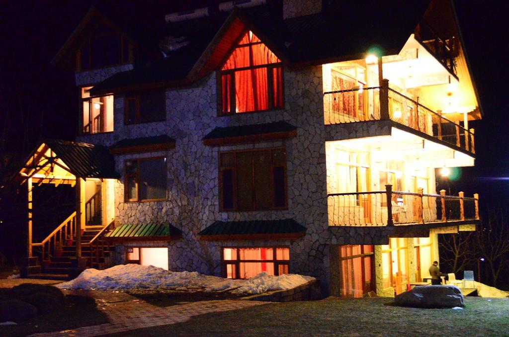The Whitestone Resort