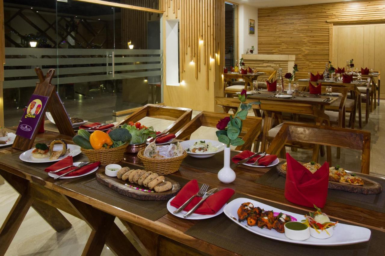 Resort The Whitestone Manali (Himachal Pradesh)