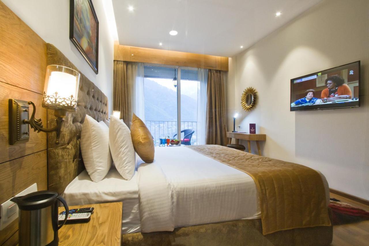 Resort The Whitestone