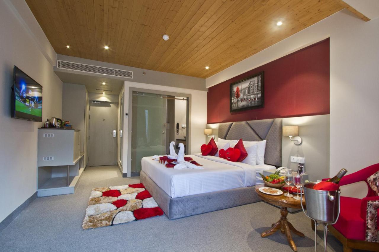 The Whitestone 4* Manali (Himachal Pradesh)
